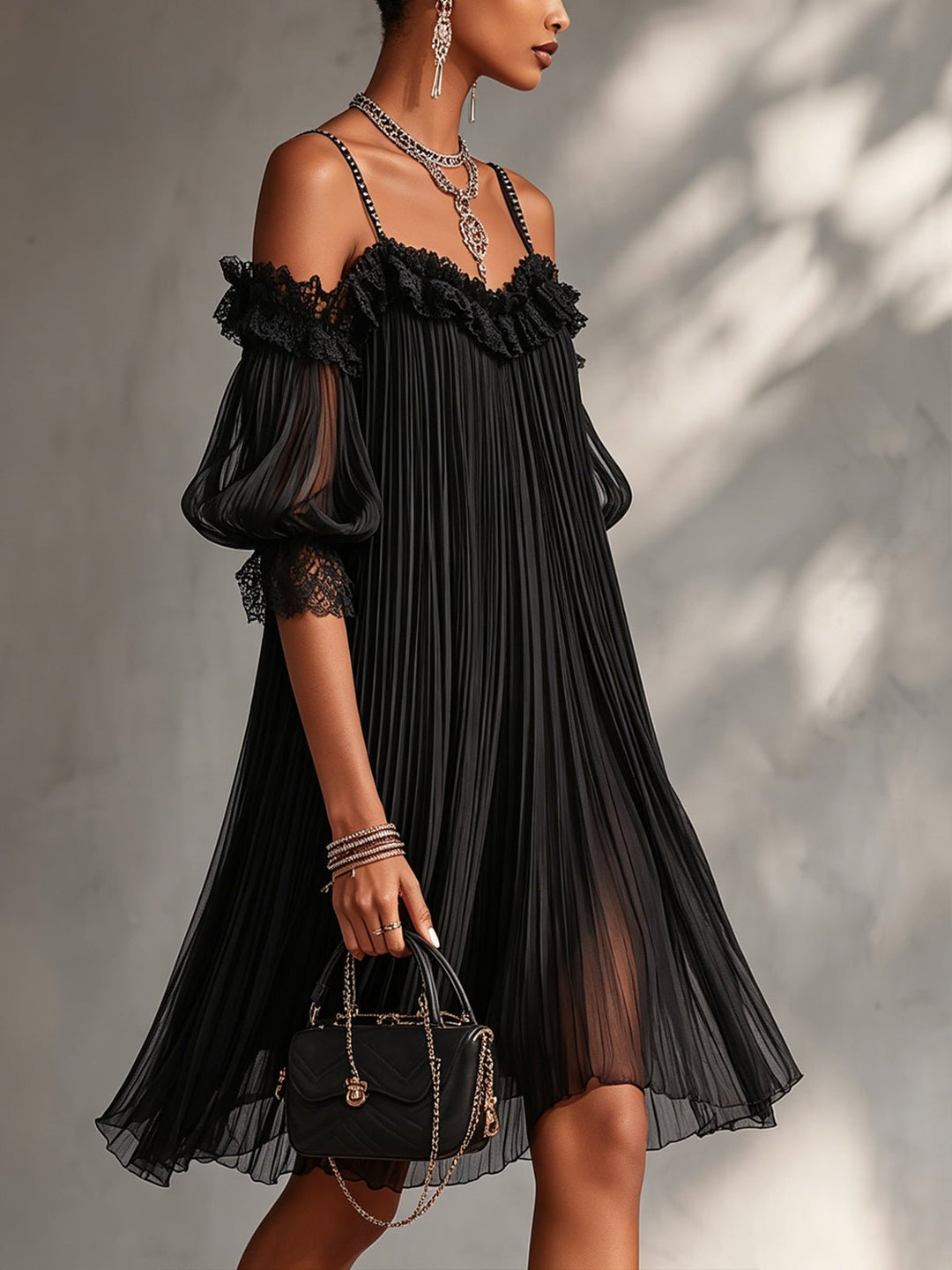 Floriselle | Robe courte mousseline noire épaules dénudées
