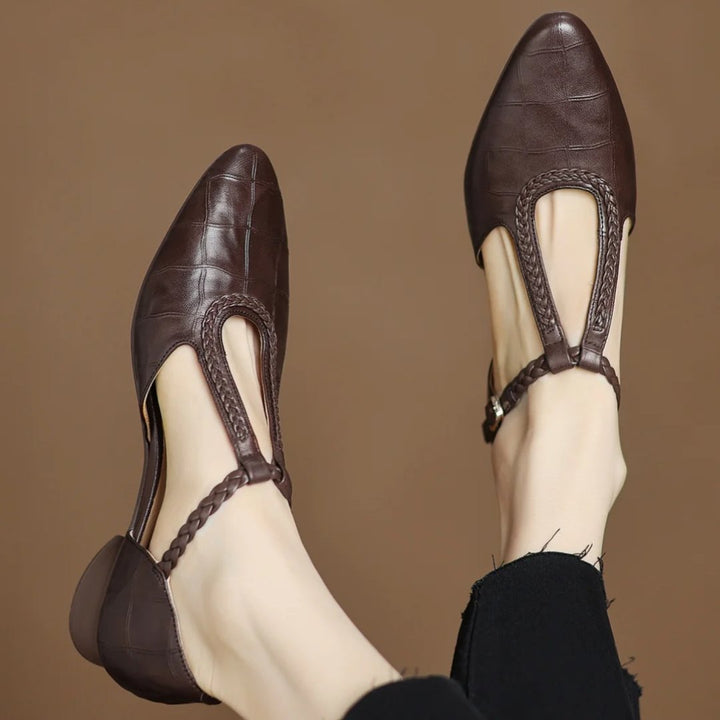 Paule | Chaussure plate à lanière
