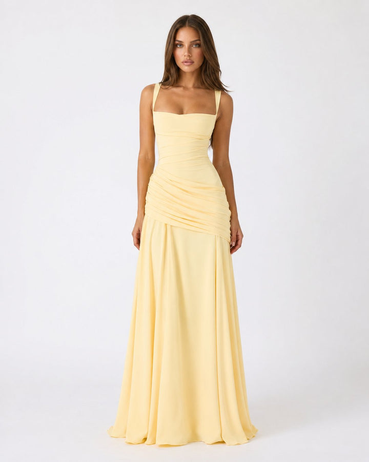 Phoebe | Robe maxi avec encolure carrée froncée