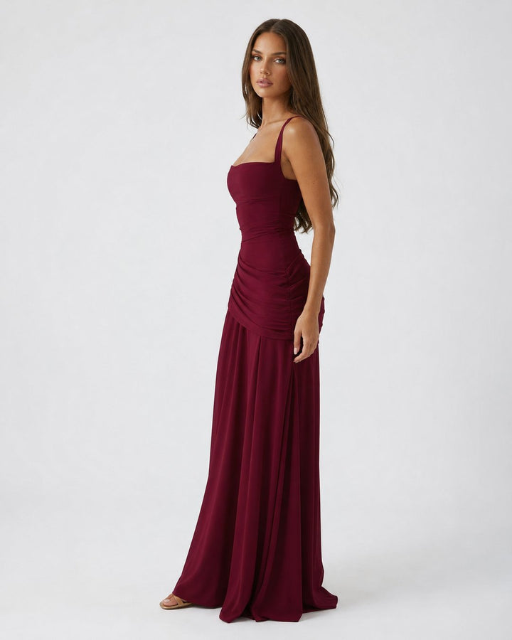 Phoebe | Robe maxi avec encolure carrée froncée
