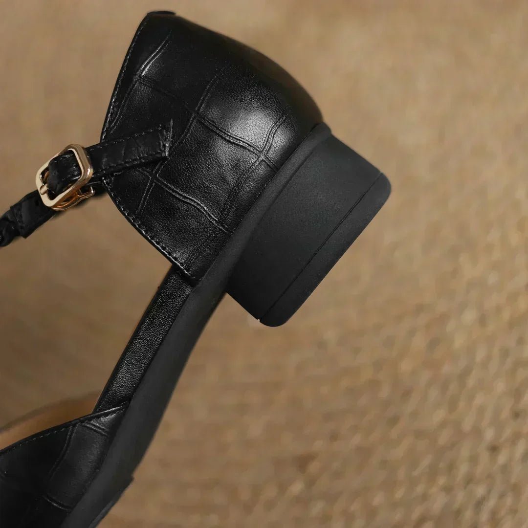 Paule | Chaussure plate à lanière