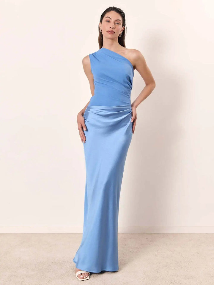 Nanette | Robe maxi satin asymétrique
