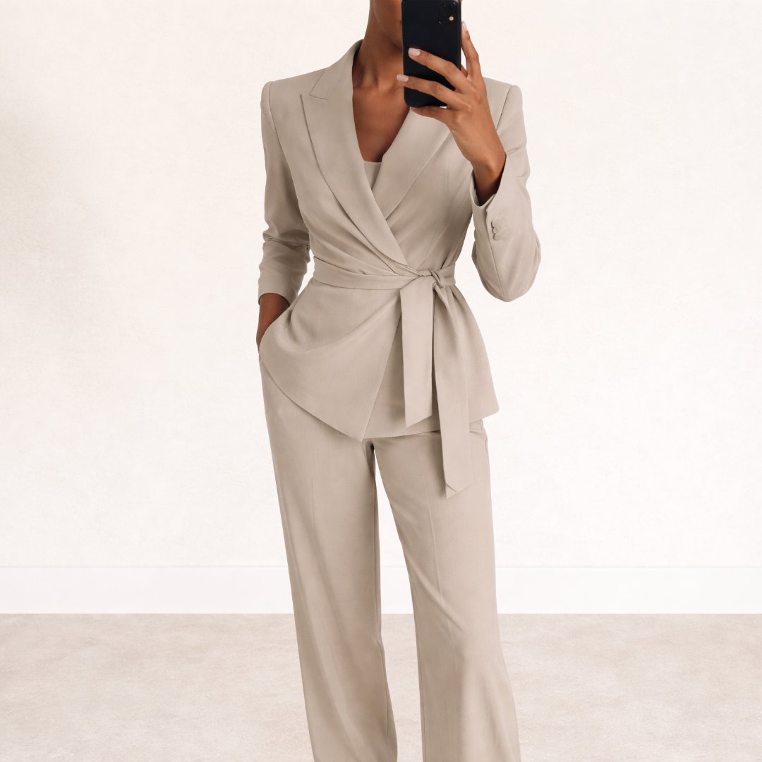 Retha | Tailleur portefeuille