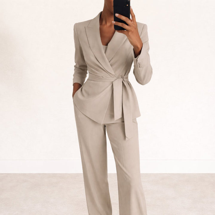 Retha | Tailleur portefeuille