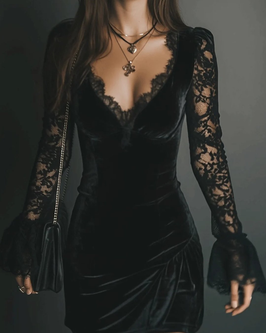 Osmonde | Robe velours et dentelle mini