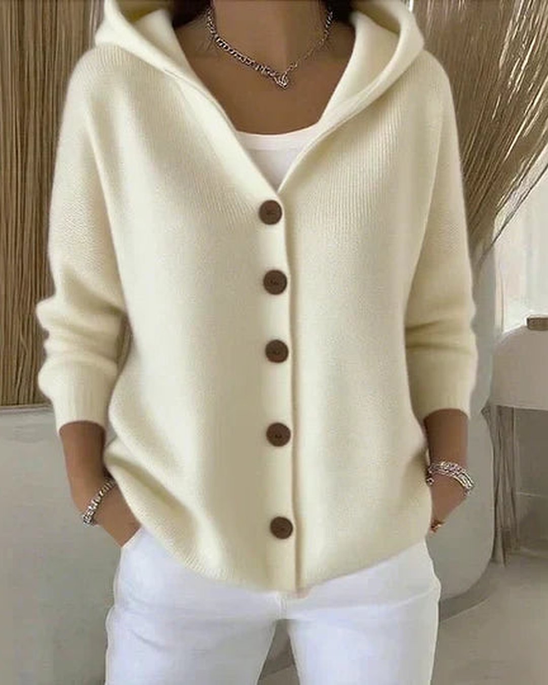 Tiphaine | Cardigan tricoté à capuche boutonné